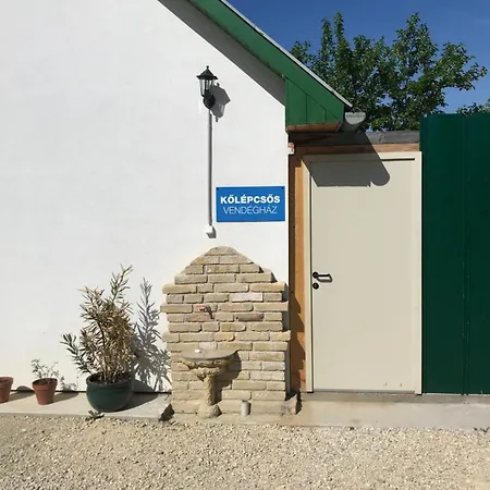 Kolepcsos Vendeghaz Σπίτι διακοπών Nyúl